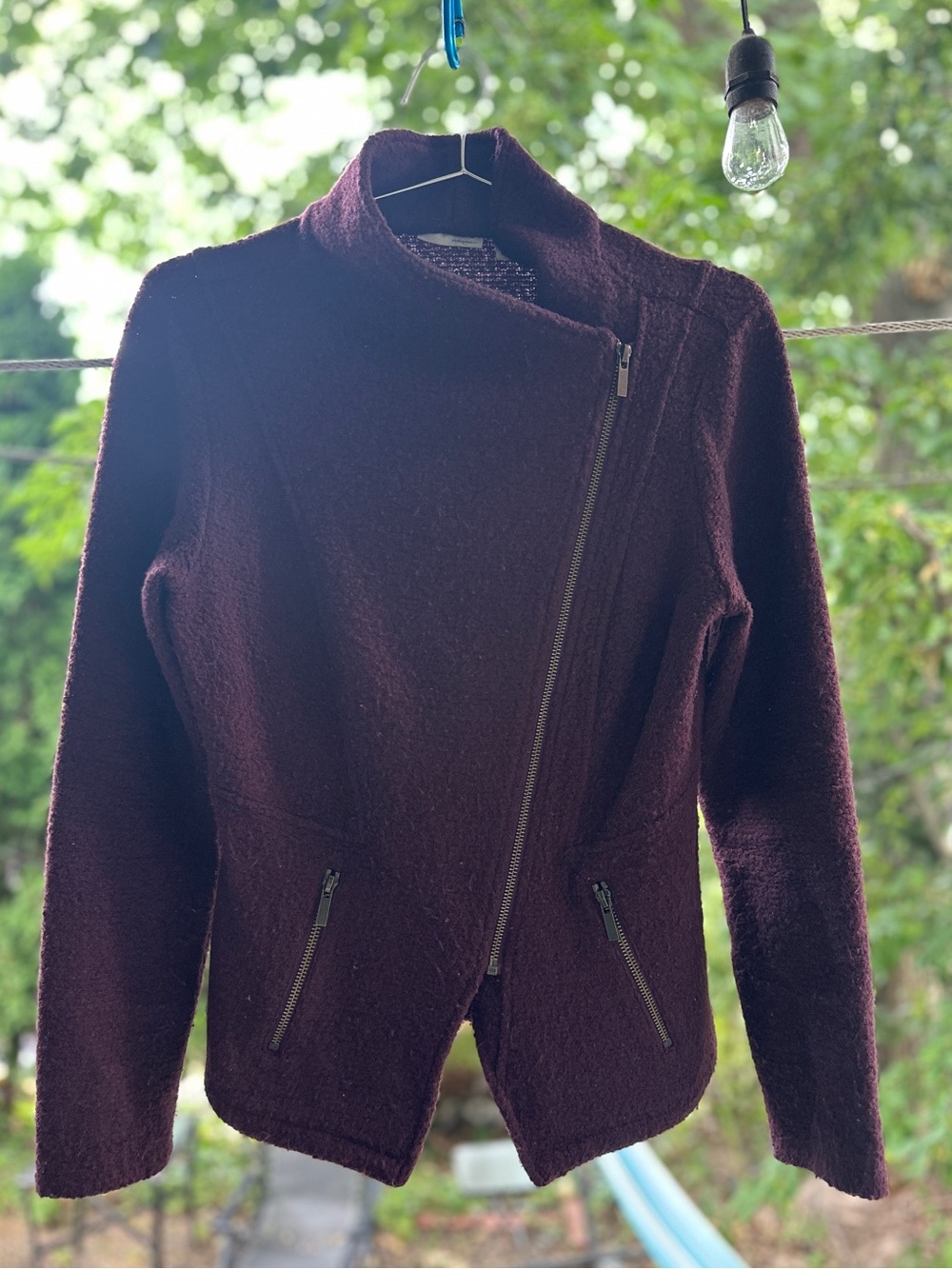 Halogen Women's Asymmetrical Zip Blazer Jacket in Burgundy